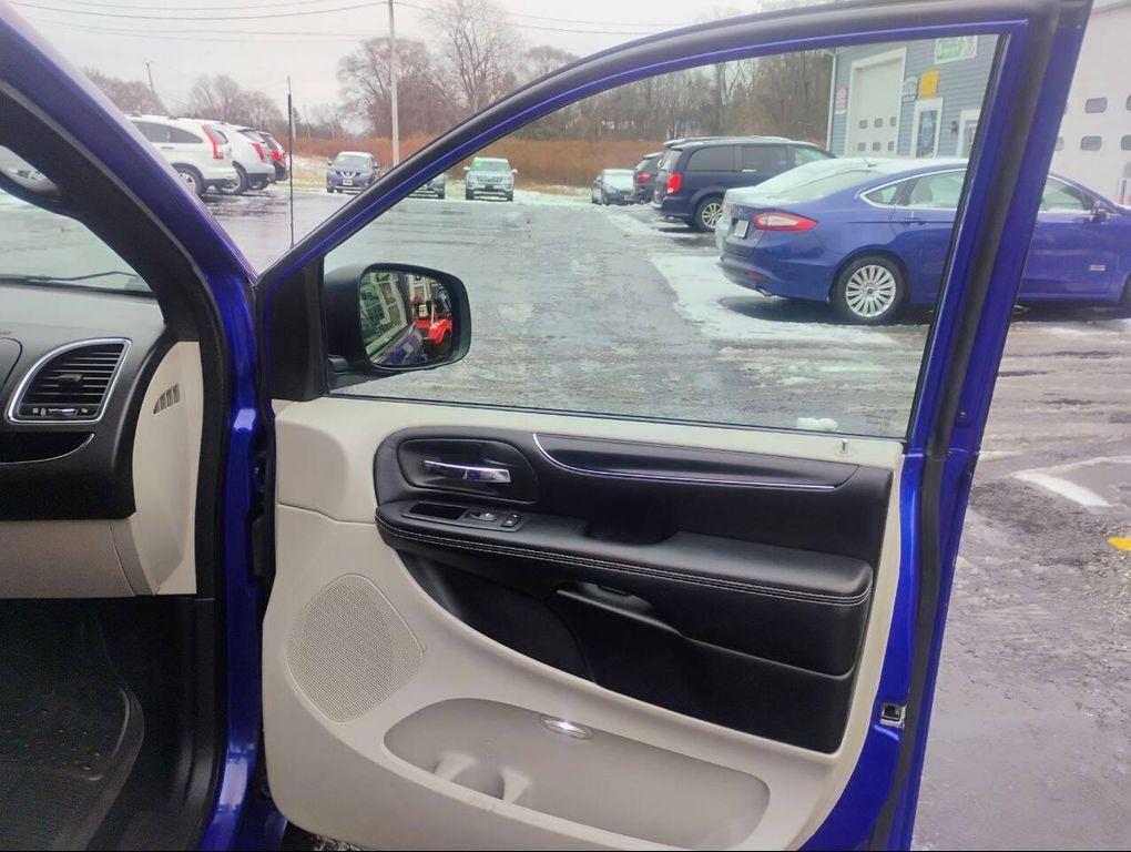 used 2019 Dodge Grand Caravan car, priced at $15,095