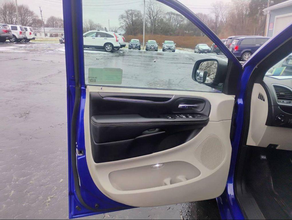 used 2019 Dodge Grand Caravan car, priced at $15,095