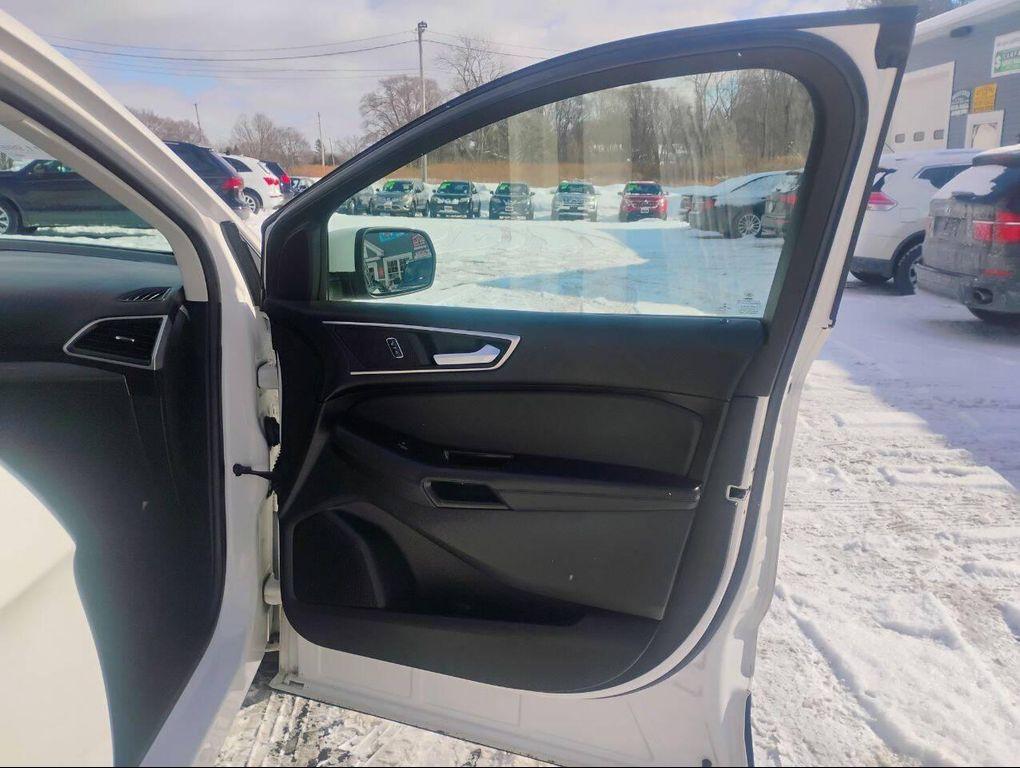 used 2015 Ford Edge car, priced at $9,995