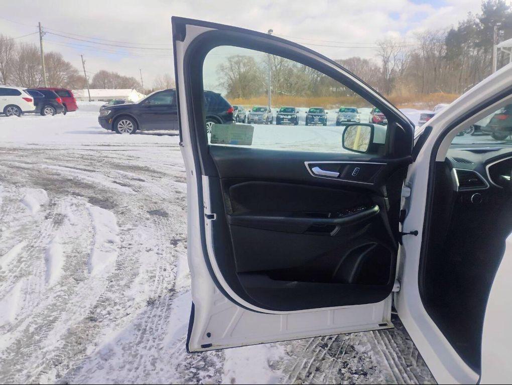 used 2015 Ford Edge car, priced at $9,995