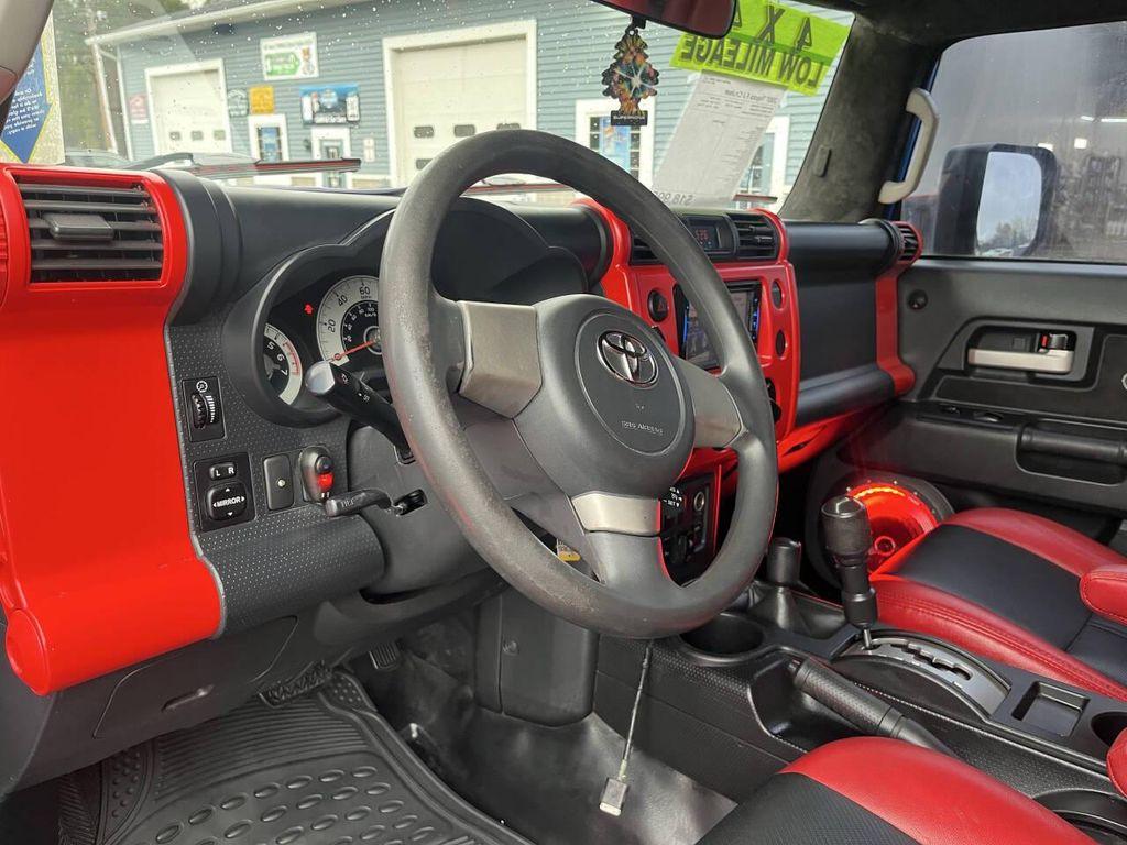 used 2007 Toyota FJ Cruiser car, priced at $17,295