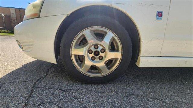 used 2003 Saturn L car