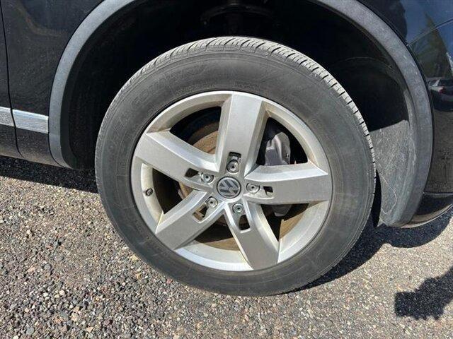 used 2013 Volkswagen Touareg car