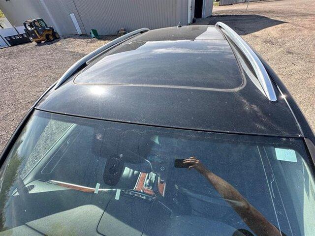 used 2013 Volkswagen Touareg car