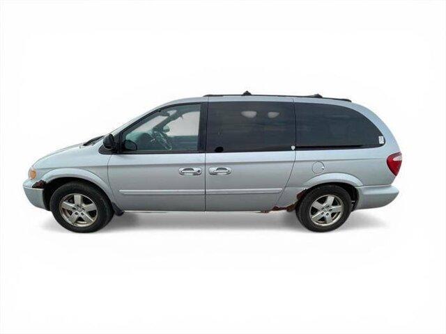 used 2005 Dodge Grand Caravan car, priced at $2,129