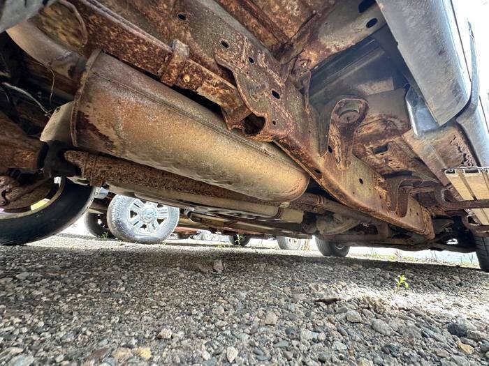 used 2006 Ford F-150 car, priced at $1,350