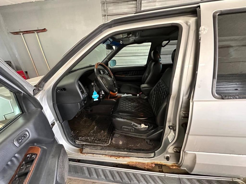 used 2002 INFINITI QX4 car