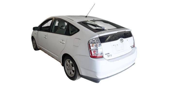 used 2006 Toyota Prius car, priced at $1,599
