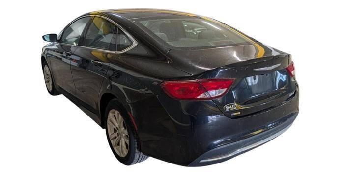 used 2016 Chrysler 200 car