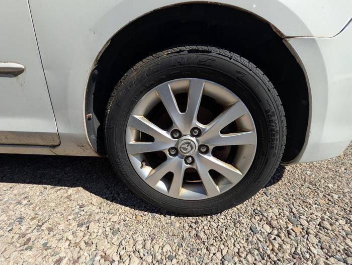used 2007 Mazda Mazda3 car, priced at $650