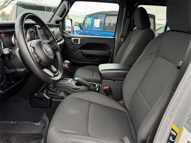 used 2022 Jeep Wrangler Unlimited car, priced at $27,995