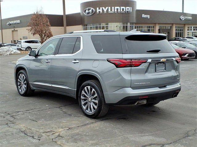 used 2023 Chevrolet Traverse car, priced at $33,695