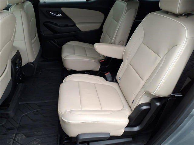 used 2023 Chevrolet Traverse car, priced at $33,695