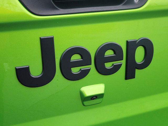 used 2025 Jeep Gladiator car, priced at $38,100