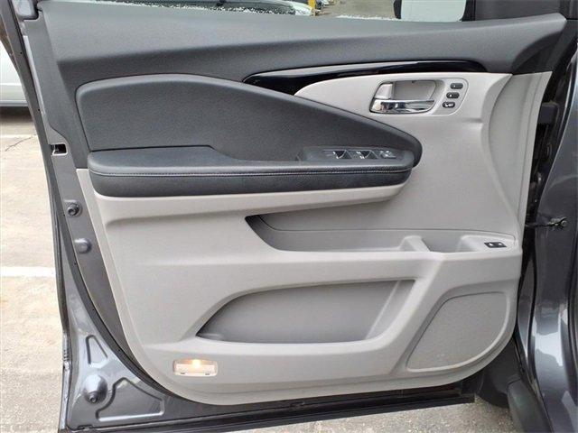 used 2016 Honda Pilot car, priced at $18,995