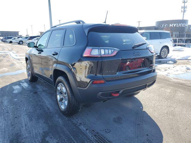 used 2019 Jeep Cherokee car, priced at $14,025