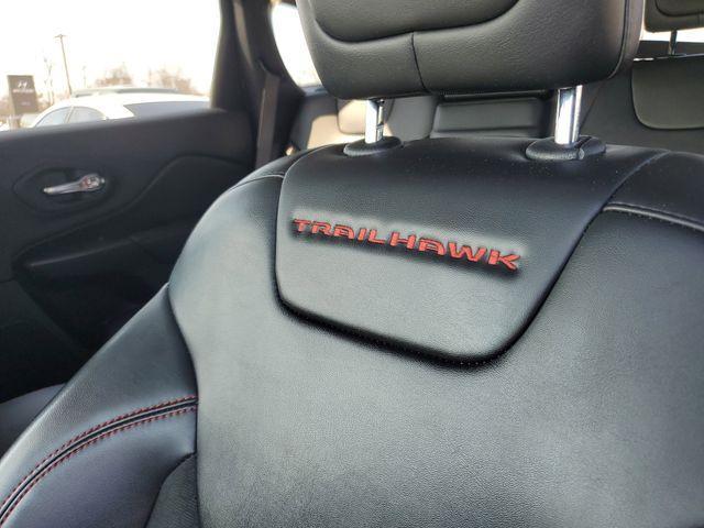 used 2019 Jeep Cherokee car, priced at $14,025