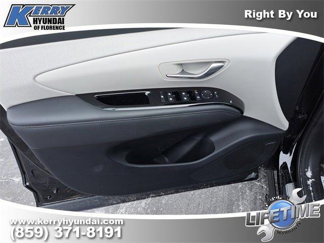 new 2026 Hyundai TUCSON Hybrid car, priced at $40,952