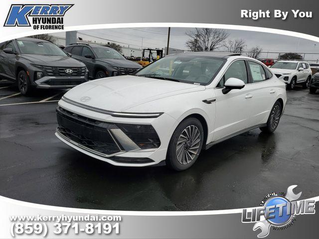 new 2026 Hyundai Sonata Hybrid car, priced at $35,695