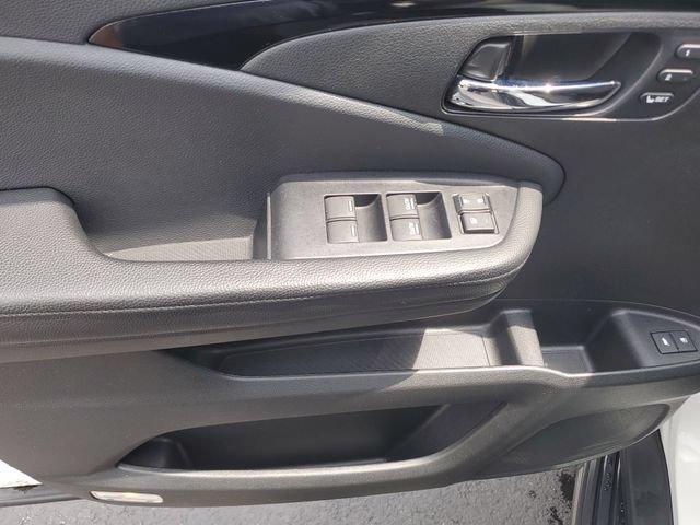 used 2018 Honda Pilot car, priced at $23,394
