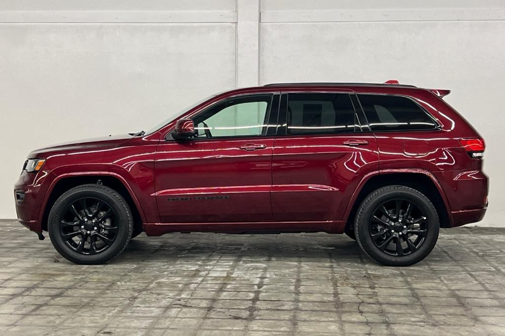 used 2018 Jeep Grand Cherokee car, priced at $19,998