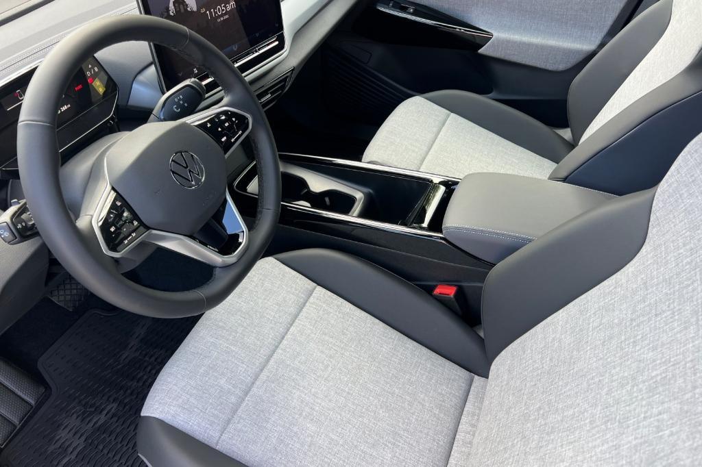 new 2025 Volkswagen ID.4 car, priced at $40,635