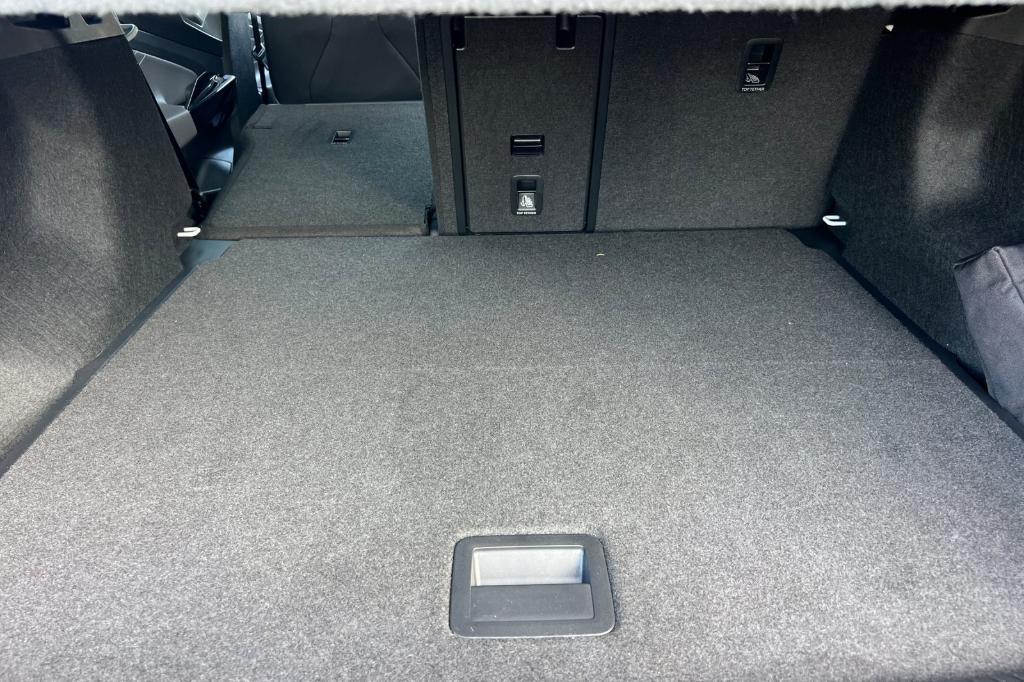 used 2023 Volkswagen ID.4 car, priced at $26,995