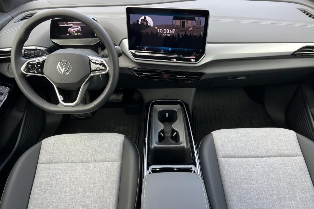 new 2025 Volkswagen ID.4 car, priced at $40,635