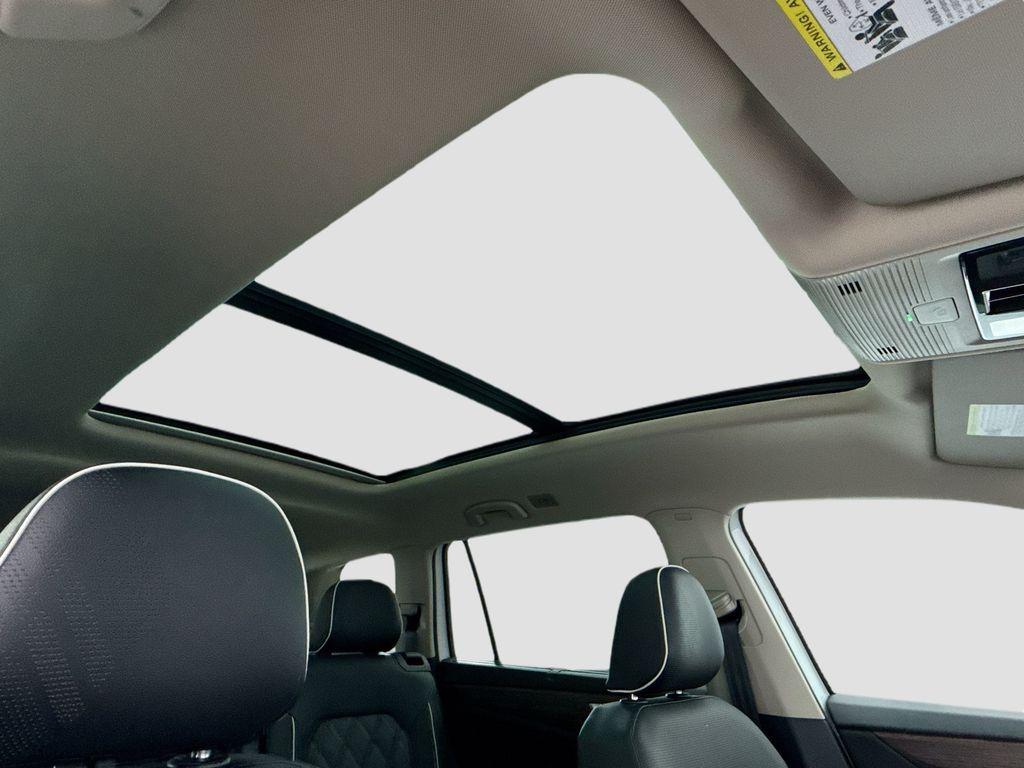 new 2026 Volkswagen Atlas car, priced at $59,024