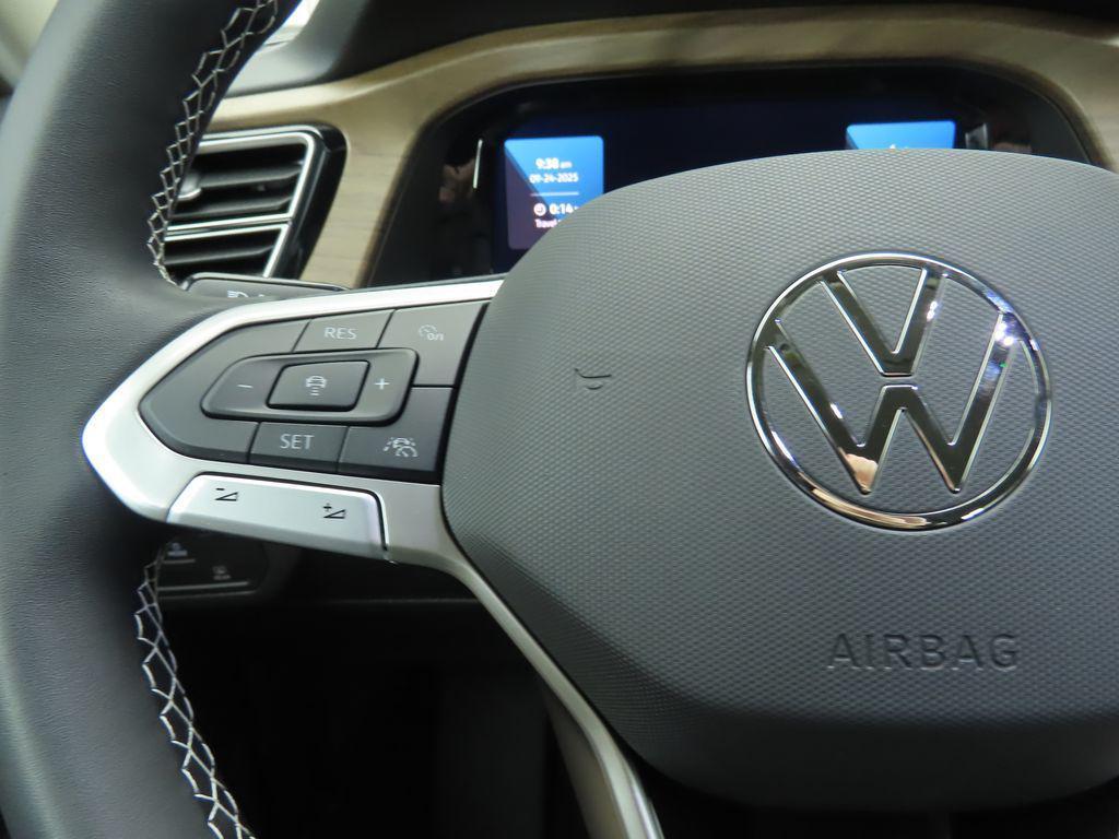 new 2026 Volkswagen Atlas car, priced at $44,858