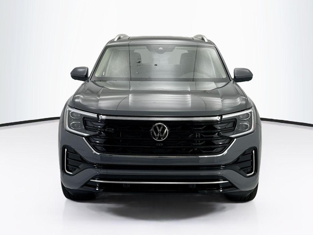 new 2026 Volkswagen Atlas car, priced at $58,672