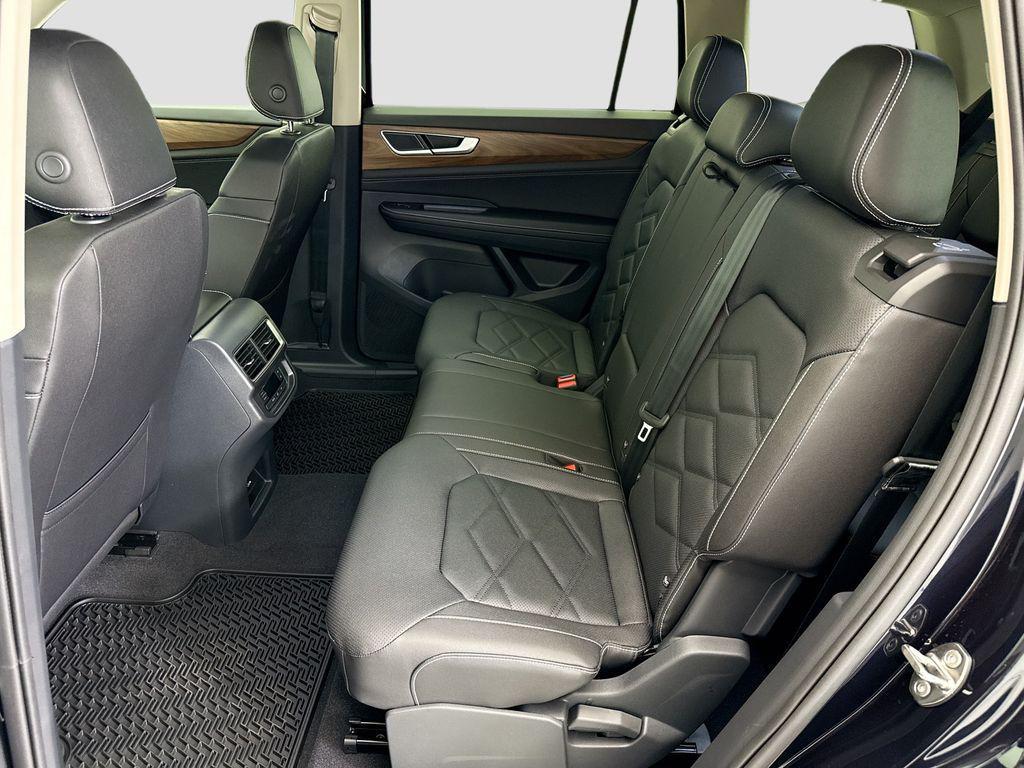 new 2026 Volkswagen Atlas car, priced at $42,357