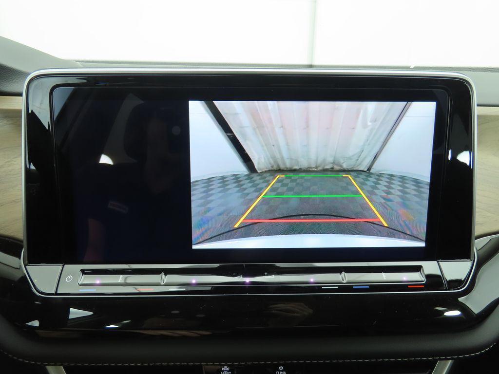 new 2026 Volkswagen Atlas car, priced at $46,753