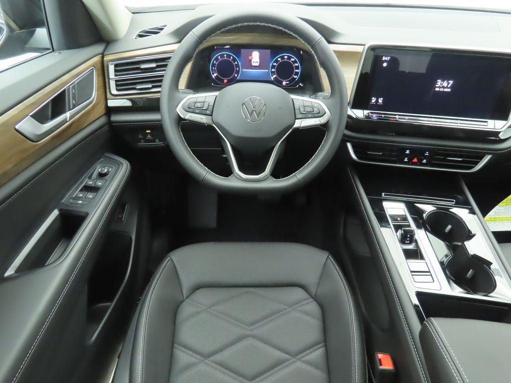 new 2026 Volkswagen Atlas car, priced at $44,300