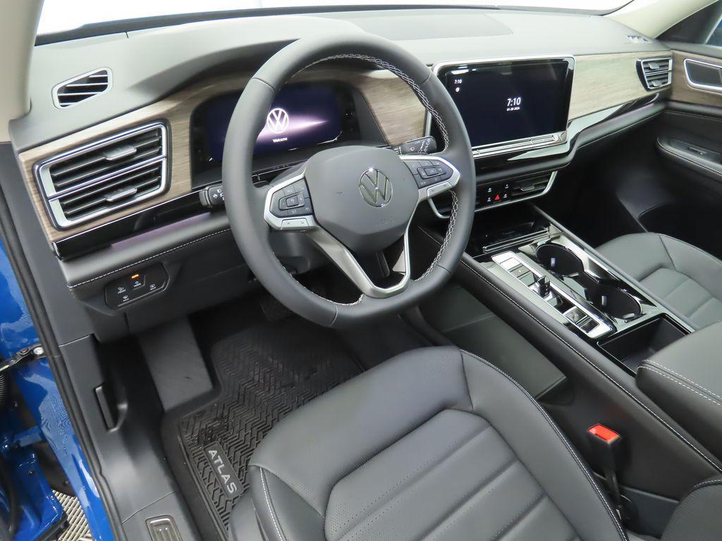 new 2026 Volkswagen Atlas car, priced at $52,126