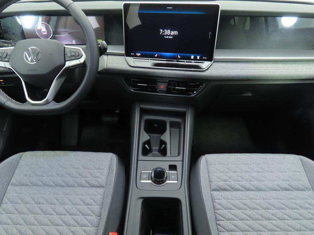 new 2026 Volkswagen Tiguan car, priced at $33,292