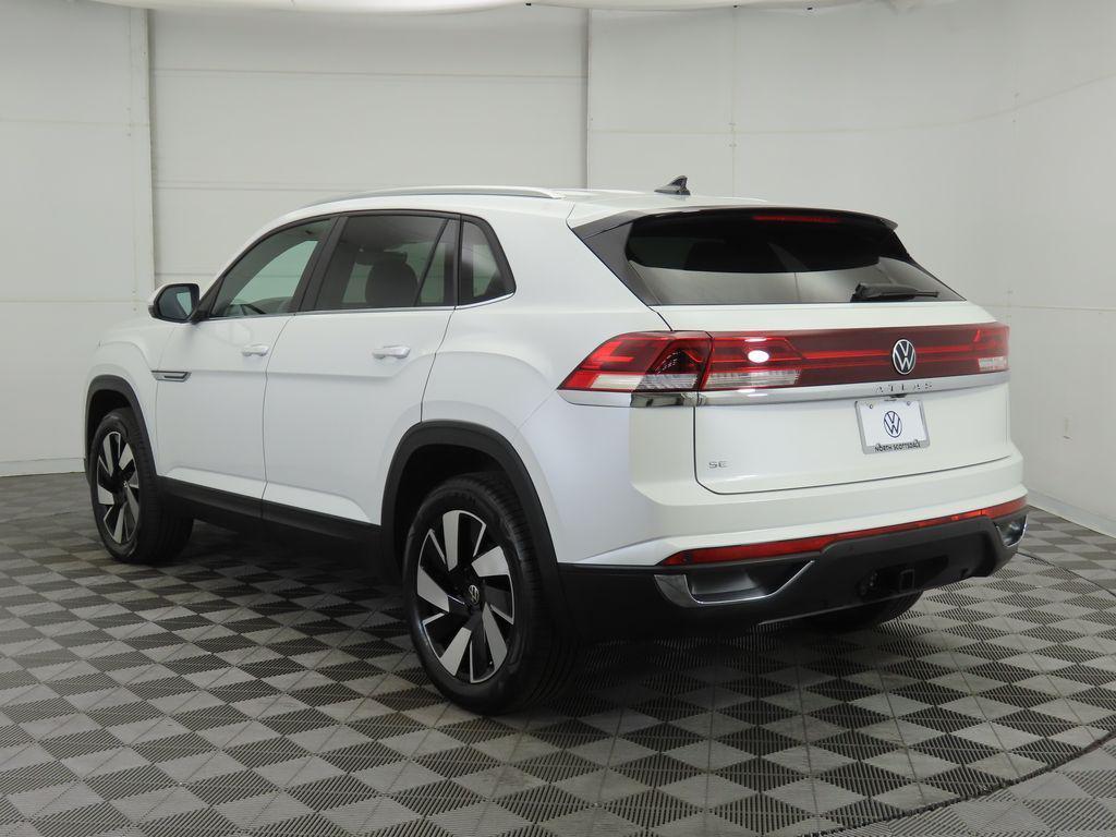 new 2026 Volkswagen Atlas Cross Sport car, priced at $43,117