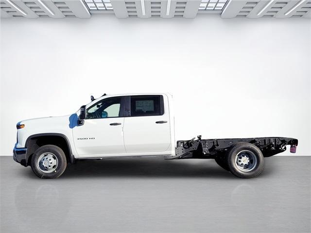 new 2025 Chevrolet Silverado 3500 car, priced at $55,963