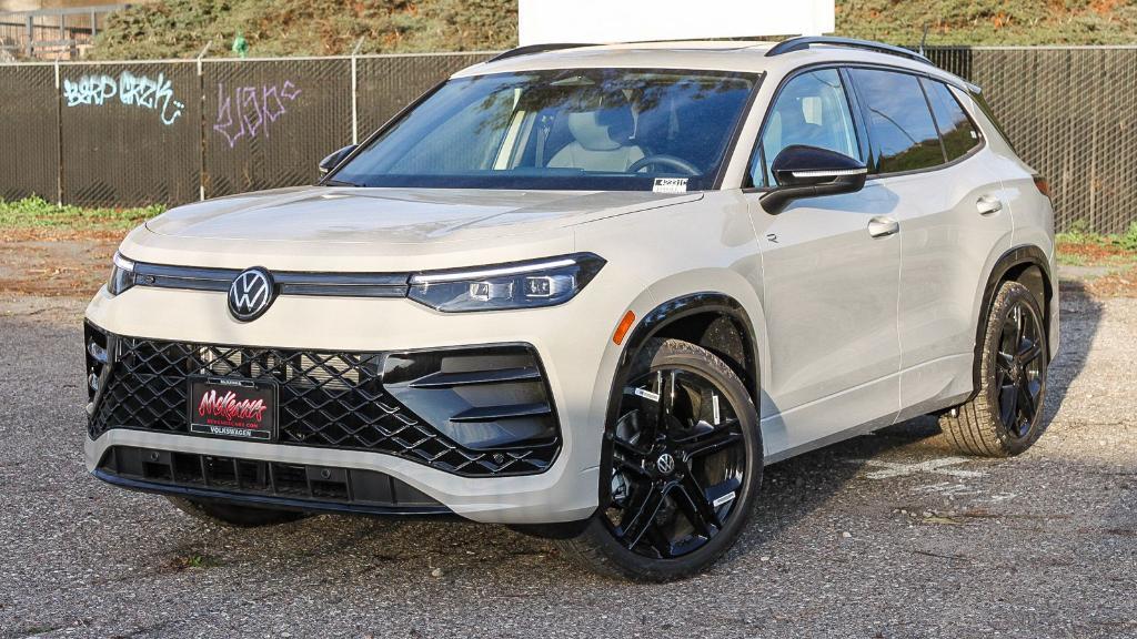 new 2026 Volkswagen Tiguan car, priced at $38,607