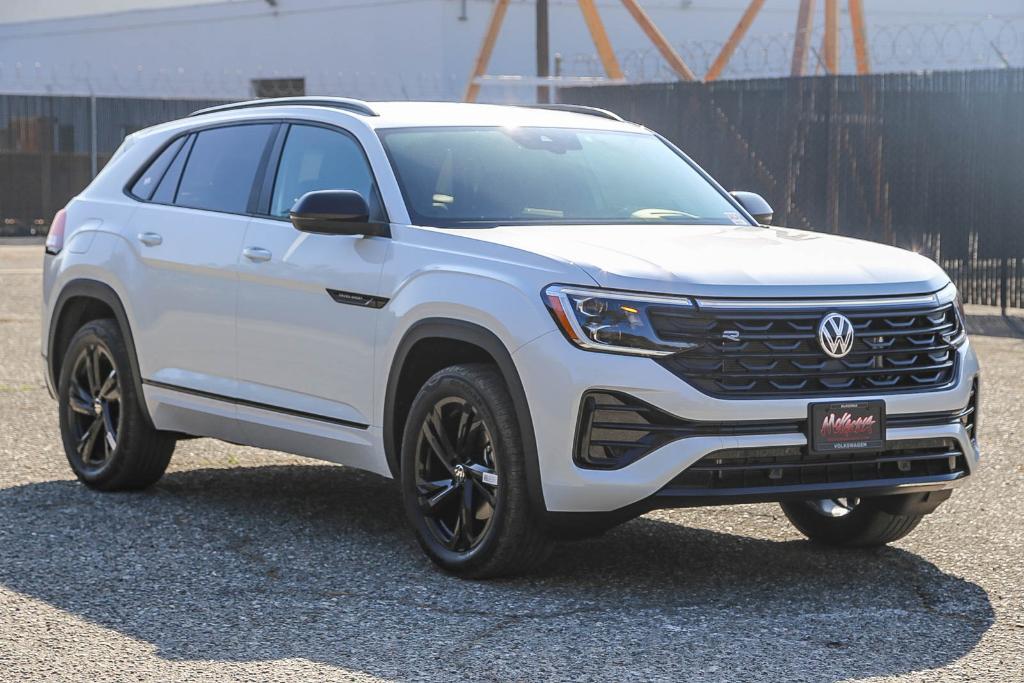 new 2026 Volkswagen Atlas Cross Sport car, priced at $51,364