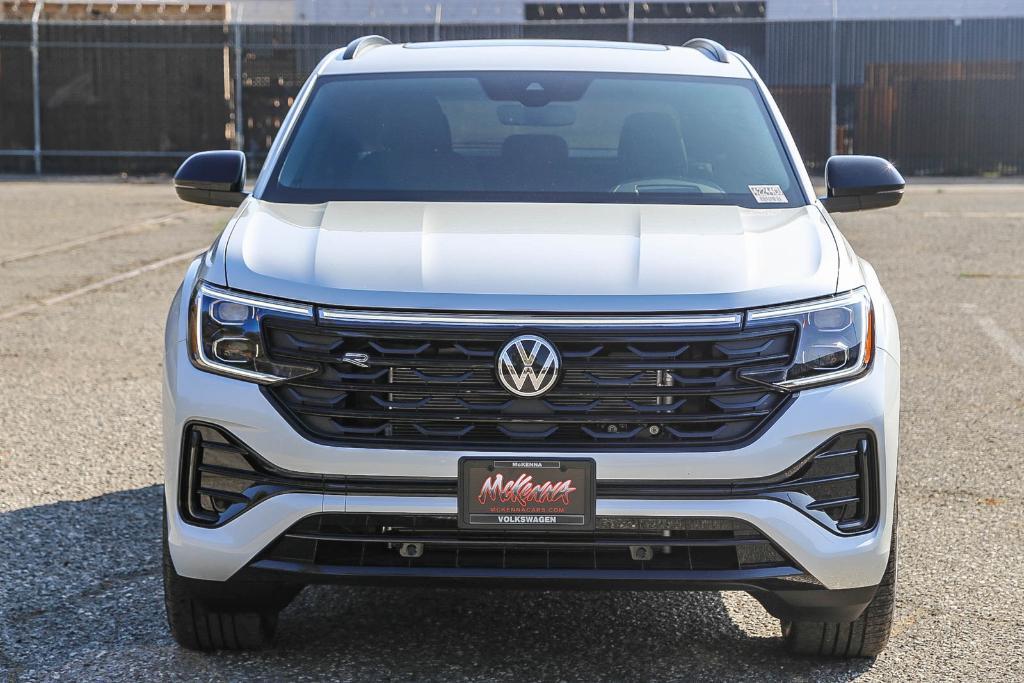 new 2026 Volkswagen Atlas Cross Sport car, priced at $51,364