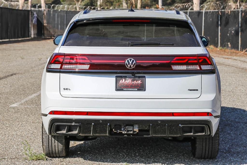 new 2026 Volkswagen Atlas Cross Sport car, priced at $51,364