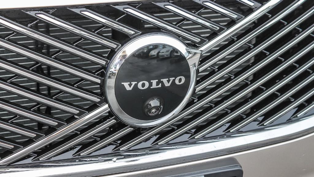 new 2026 Volvo XC90 Plug-In Hybrid car, priced at $79,875