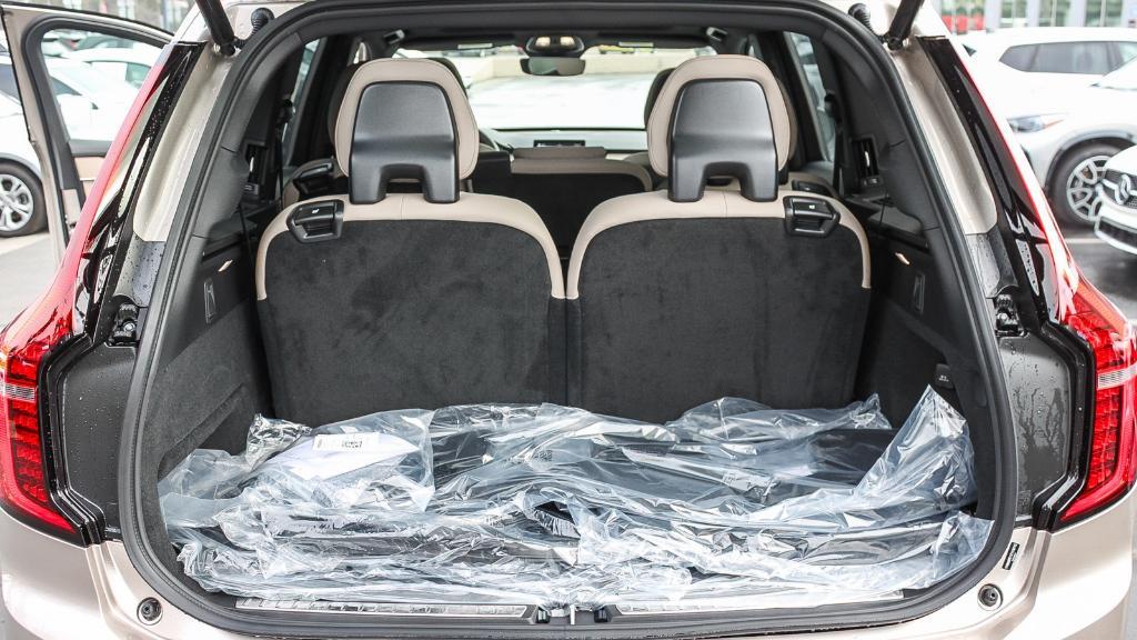 new 2026 Volvo XC90 Plug-In Hybrid car, priced at $79,875