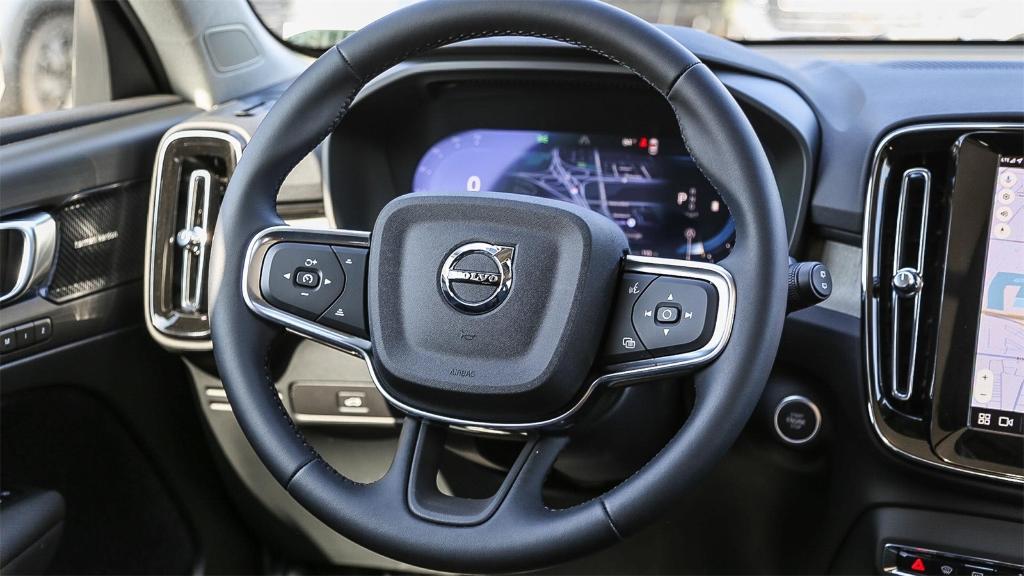 new 2025 Volvo XC40 car, priced at $41,065