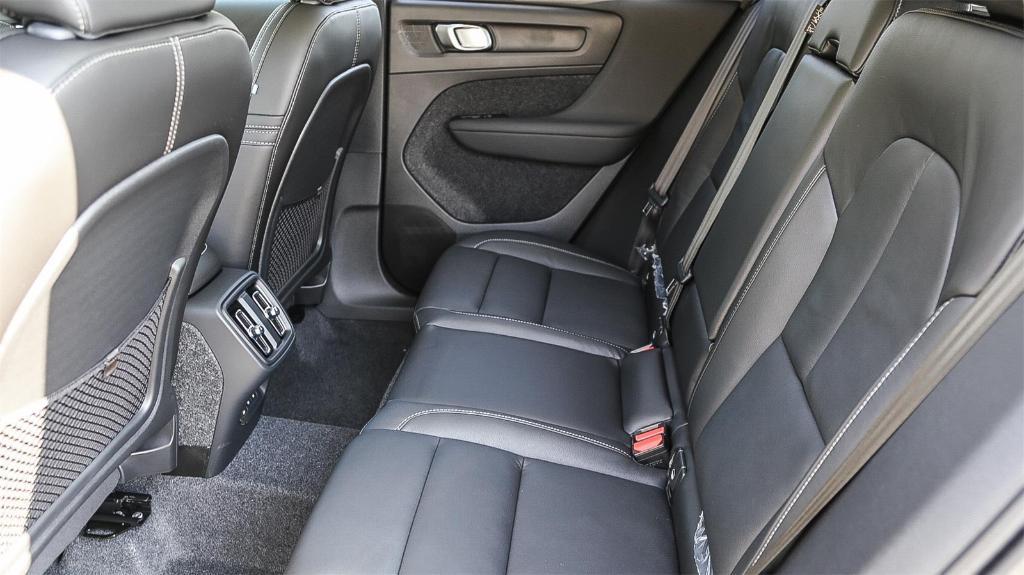 new 2025 Volvo XC40 car, priced at $41,065