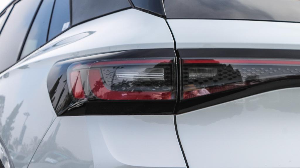 new 2026 Volkswagen ID.4 car, priced at $49,627