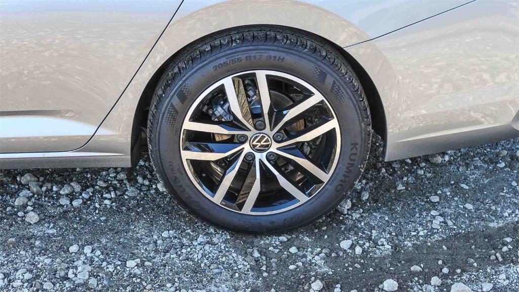 new 2025 Volkswagen Jetta car, priced at $25,877