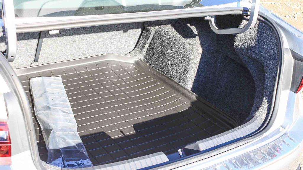 new 2025 Volkswagen Jetta car, priced at $25,877