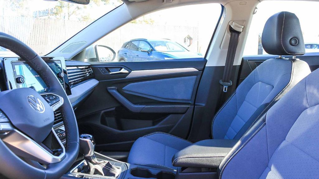 new 2025 Volkswagen Jetta car, priced at $25,877